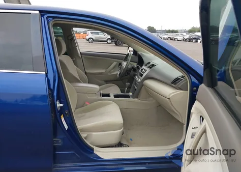 2010 Toyota Camry из США, поврежденный, VIN 4T1BF3EK4AU572388